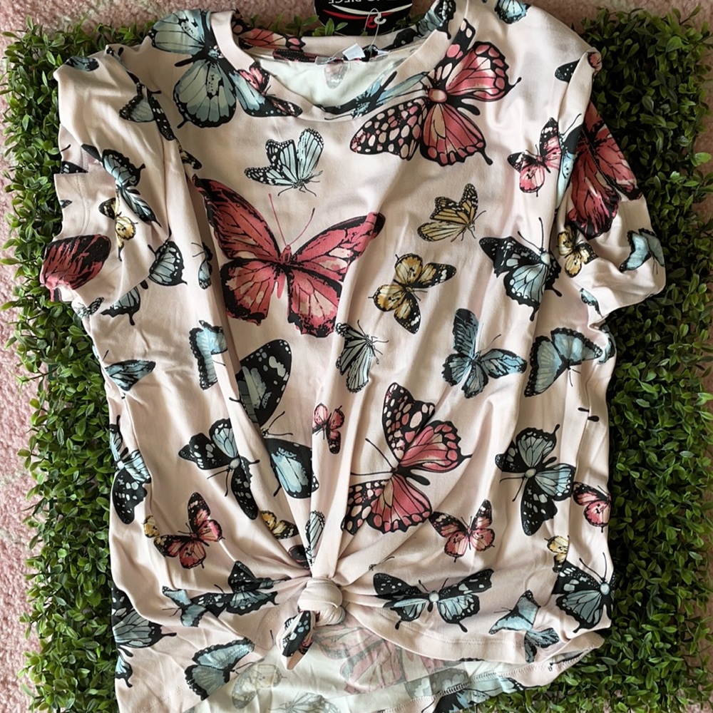 Butterfly Short Set - Picture 6 of 6
